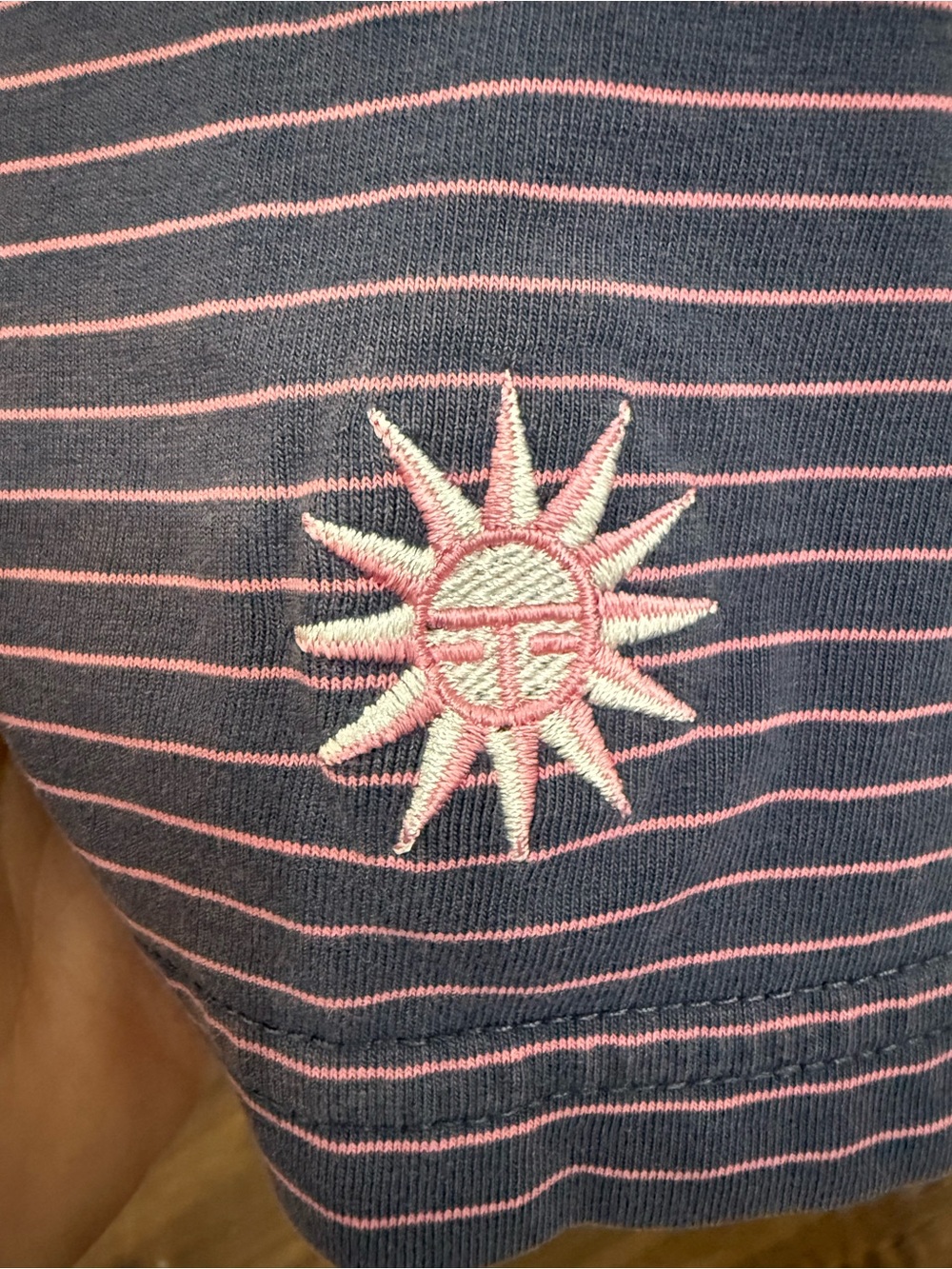 Johnnie-O Hangin Out Men XL Striped Polo Shirt Navy Pink Cotton Spandex Pocket - Picture 4 of 4